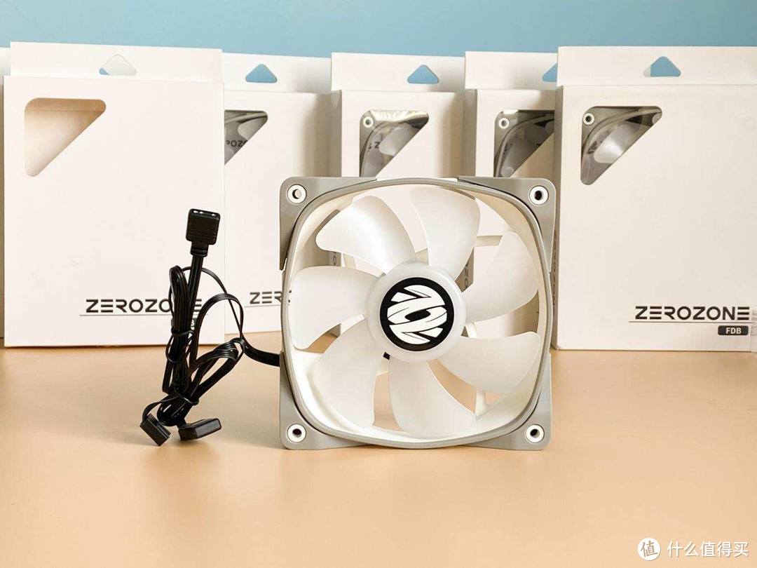 电脑散热容易被忽略的因素，风扇的选择，六色外框的ZEROZONE风扇装机