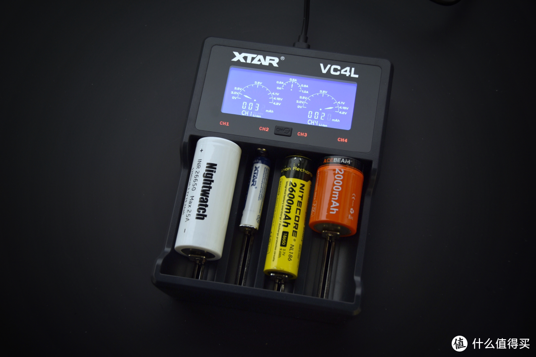百元左右性价比之王-- XTAR VC4L 智能锂电池充电器