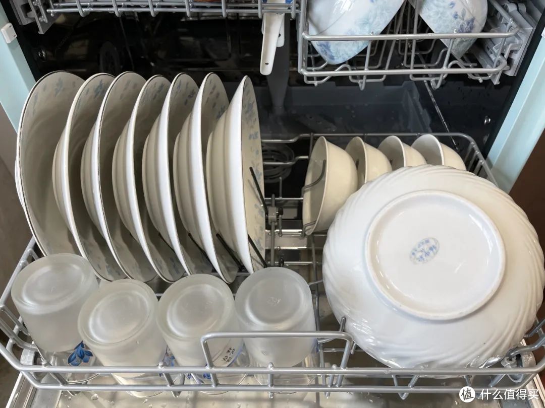 轻巧上墙，简而未减，高颜值五套洗碗机你见过吗？