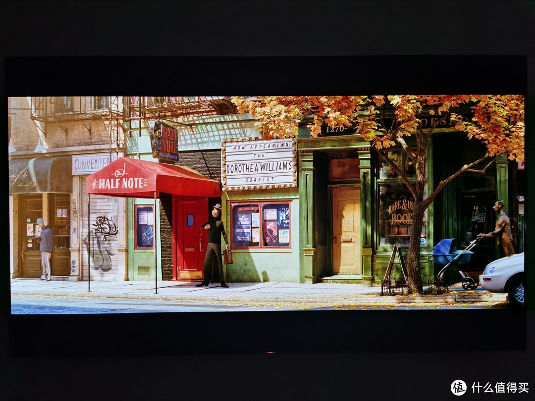 索尼A90J图像模式设置为“电影”