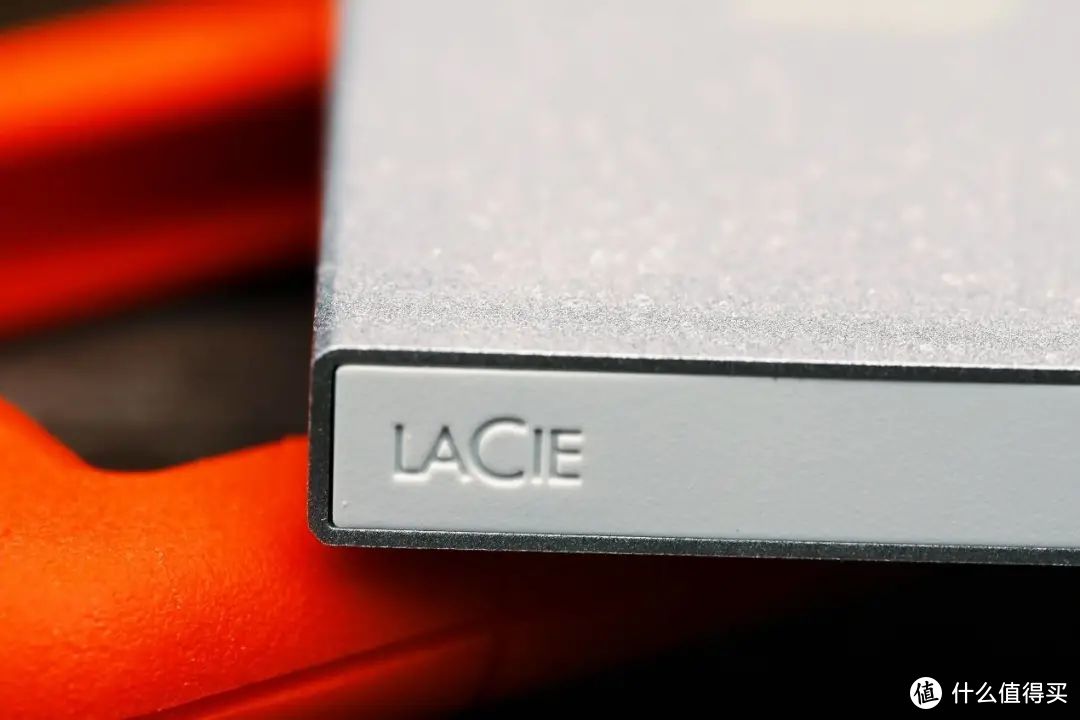 户外摄影安全第一，实用耐用好用的LaCie三防移动硬盘上手