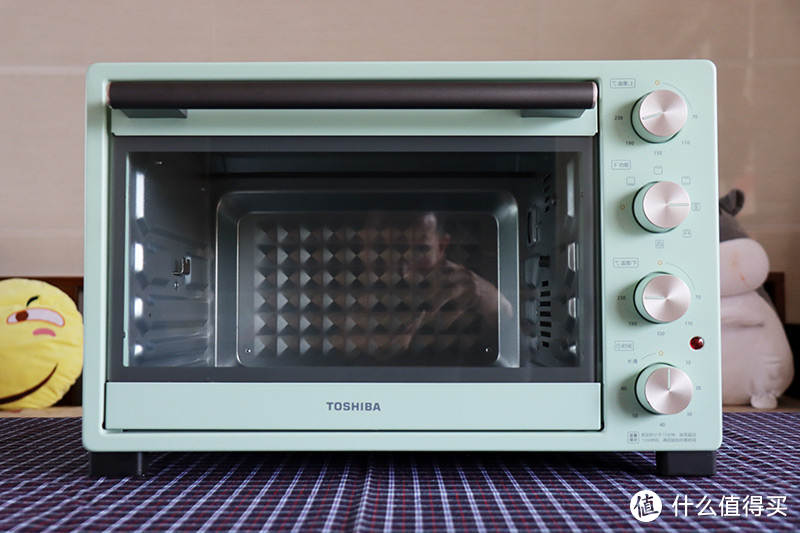 东芝网红复古电烤箱VD6350，满足全家人对美食的所有愿望