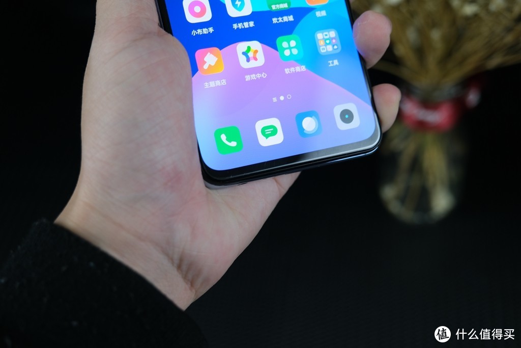 realme GT全面评测：性能强，但设计有缺陷