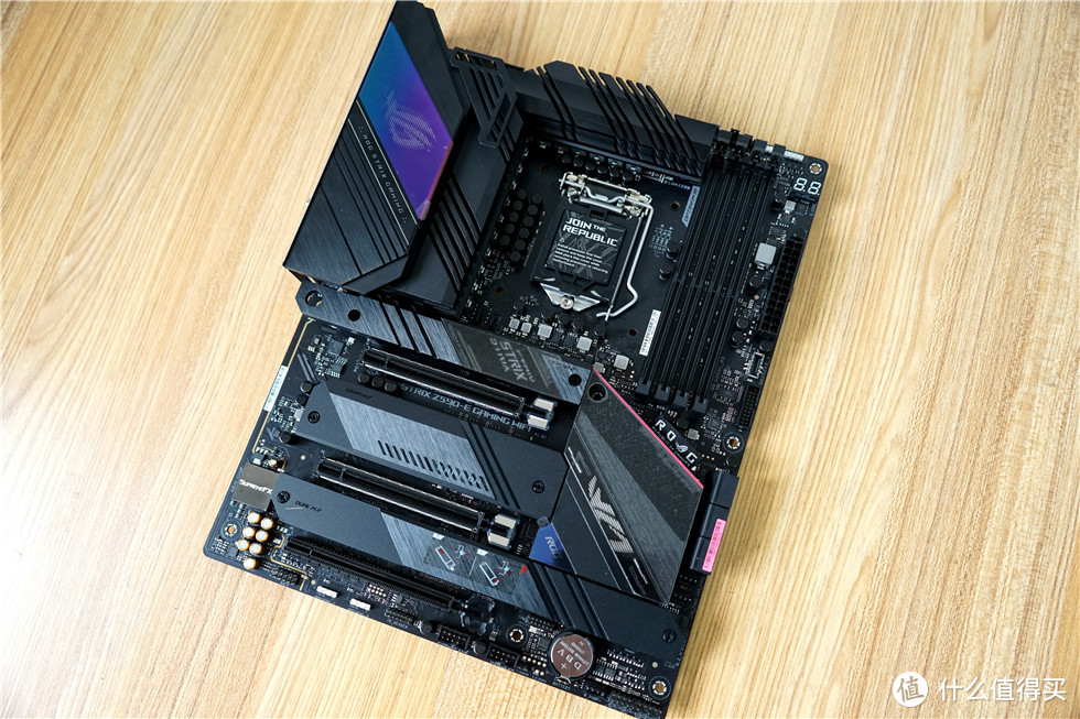 11700KF+ROG STRIX Z590-E主板+海盗船全家桶装机测试