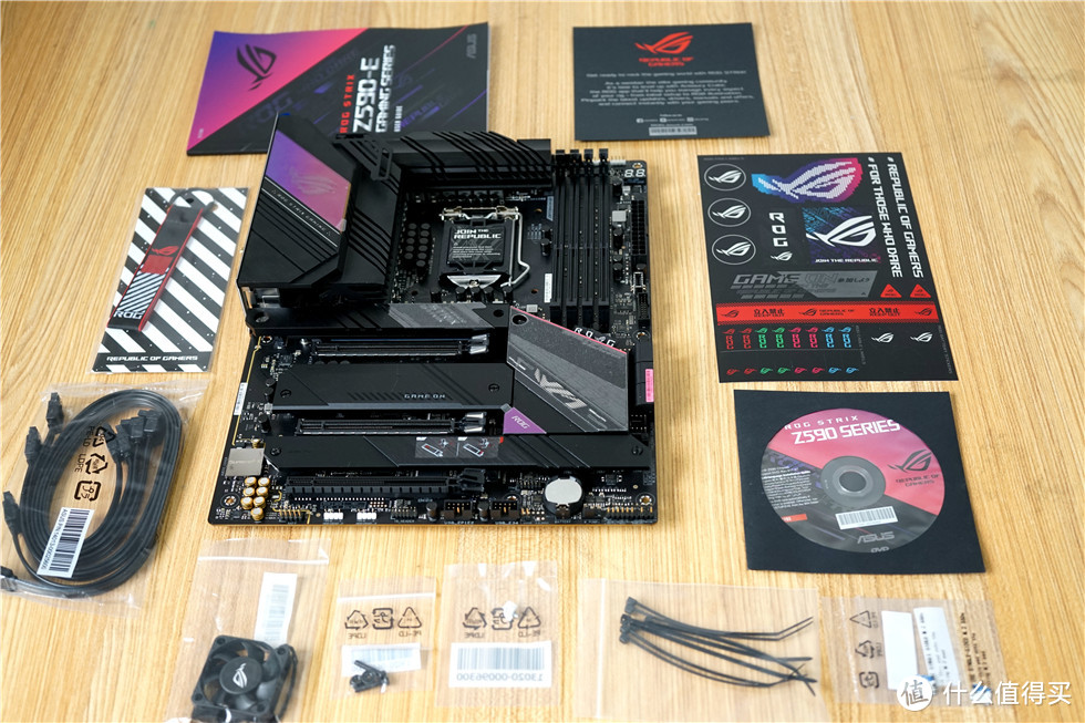 11700KF+ROG STRIX Z590-E主板+海盗船全家桶装机测试