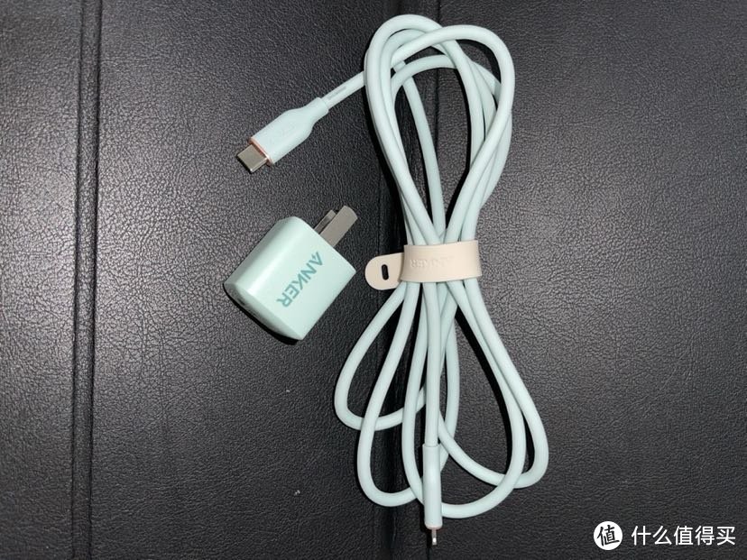 Anker Nano 20W 小彩充+亲肤数据线使用体验