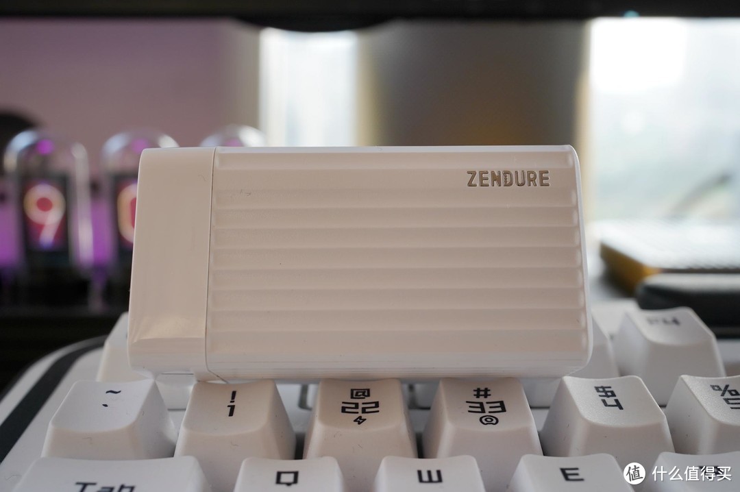 原来我可以更小，Zendure SuperPort S3二代快充头开箱体验