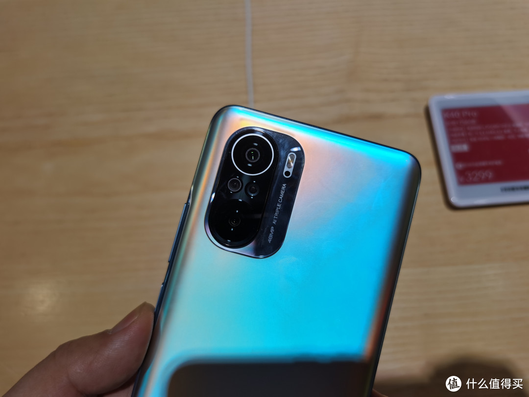 realme GT Neo接球进攻，红米K40防守，网友问：球进了没？