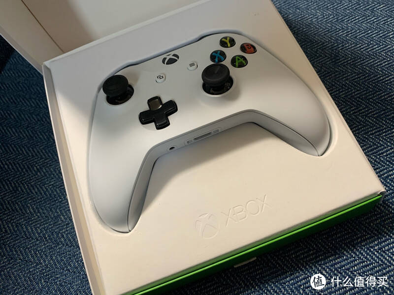 XBOX无线游戏手柄评测，与好友一同享受游戏乐趣