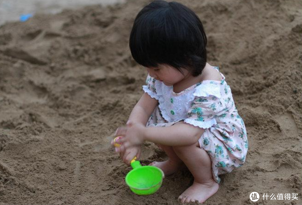 想让孩子更聪明？10款适合全家一起玩的桌游玩具，外出踏青便携玩具~玩过~才敢推荐！