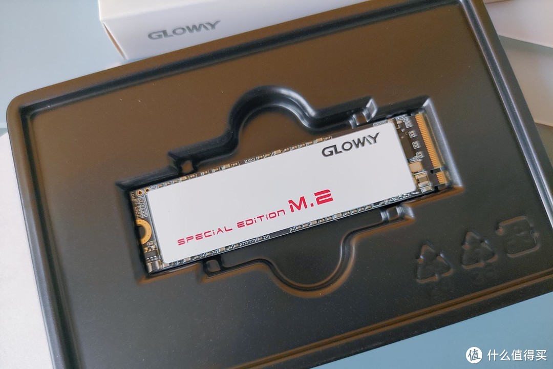 纯国产主控和颗粒，光威骁将NVMe M.2 SSD体验