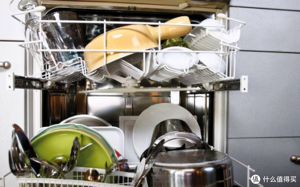如何挑选合适的家用洗碗机？科技犬解读“洗碗机国家能效标准”来帮您