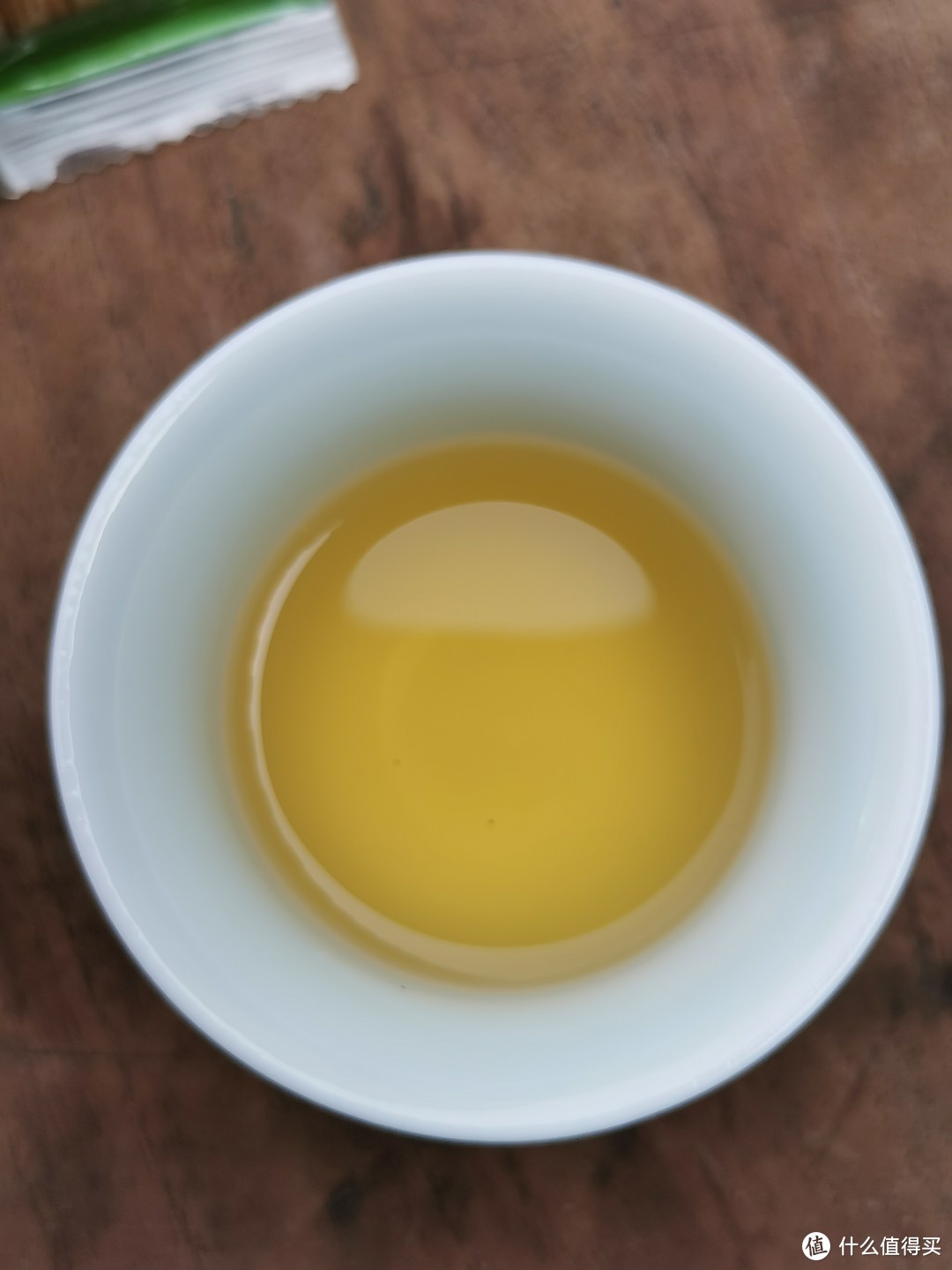 茶汤黄亮，油润粘稠，喉韵舒爽，马汉清香