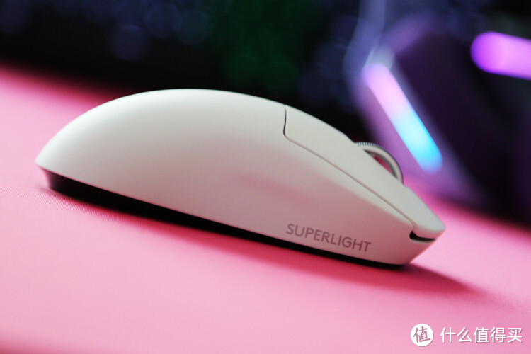 【梦想无线桌面】外设教皇：罗技PRO X superlight鼠标 G913tkl白色机械键盘