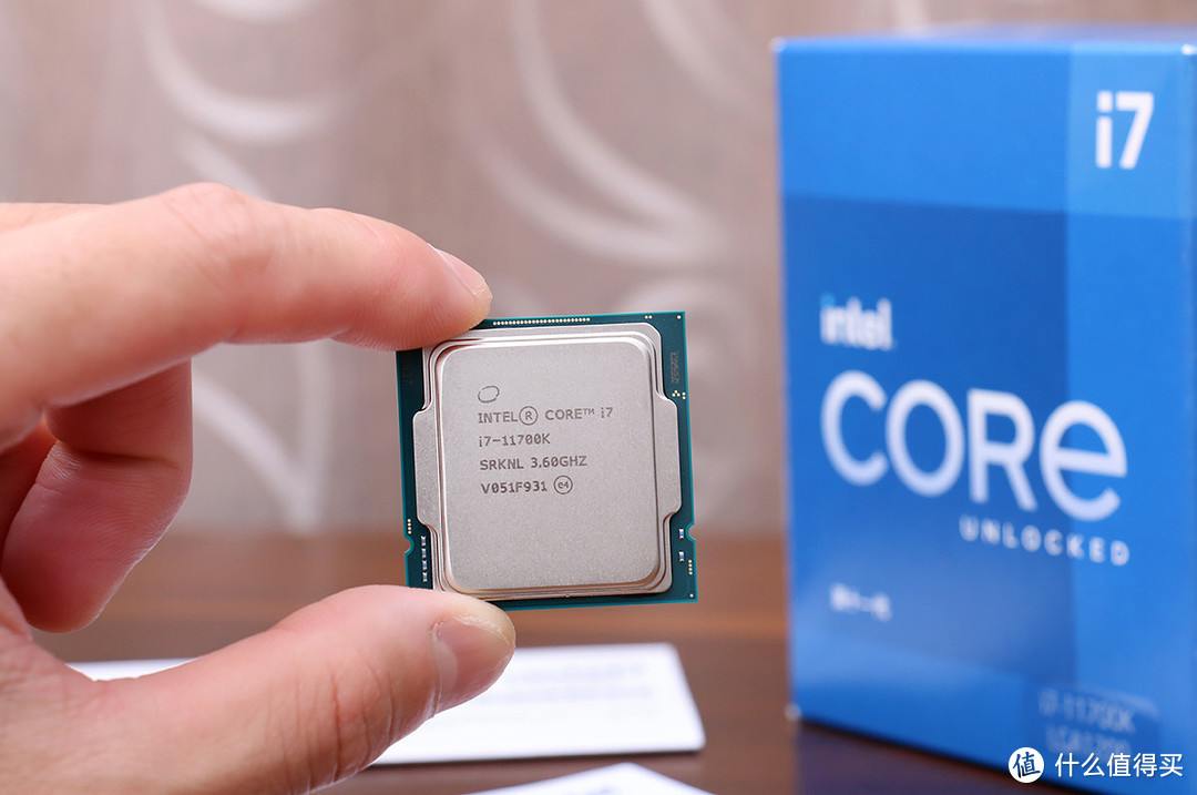 紧跟牙膏厂步伐，Intel 十一代酷睿桌面处理器装机体验