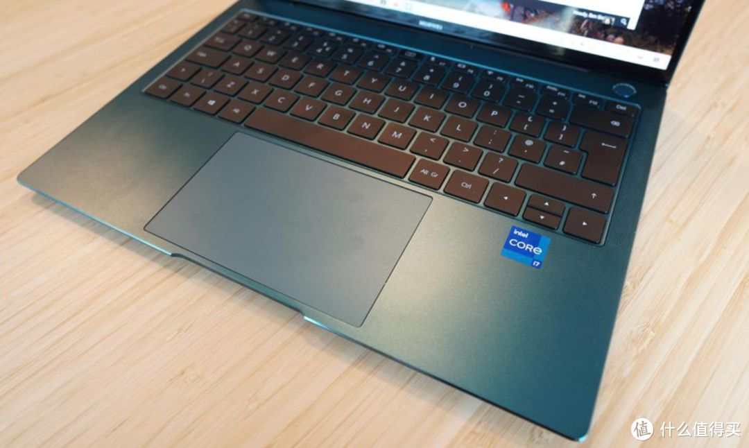 围观！华为MateBook X Pro 2021评测：精致，时尚的超级笔记本电脑