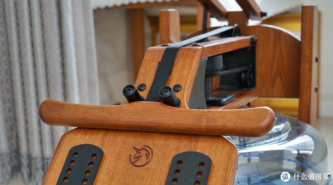 小平米住户也能在家健身：野小兽智能划船机R30折叠款评测