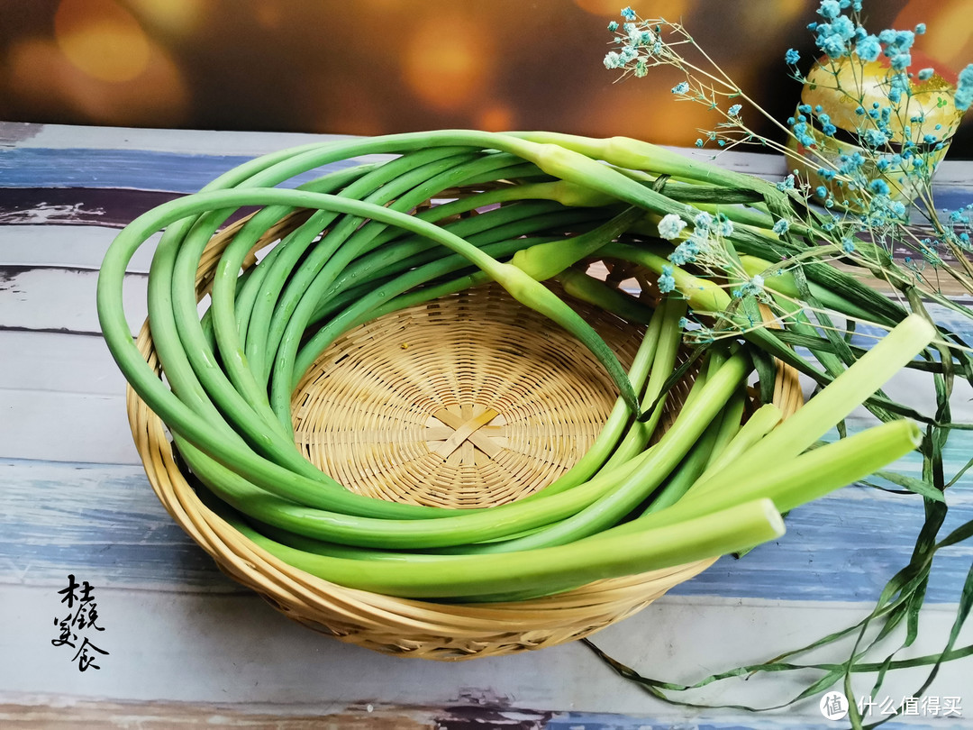 蒜苔季3种蒜苔混杂，牢记“5点”分辨新旧蒜苔，再也不乱买