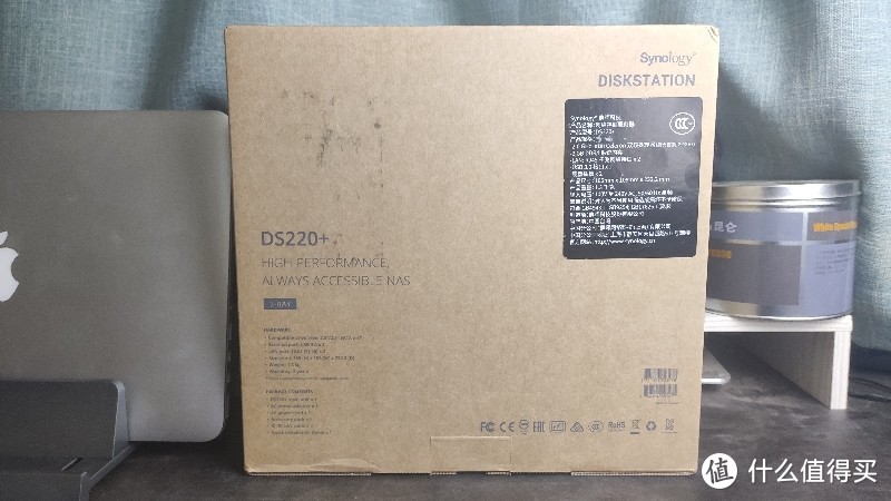 为了DSM7.0入正划不划算？最便宜的X86群晖DS220+开箱评测