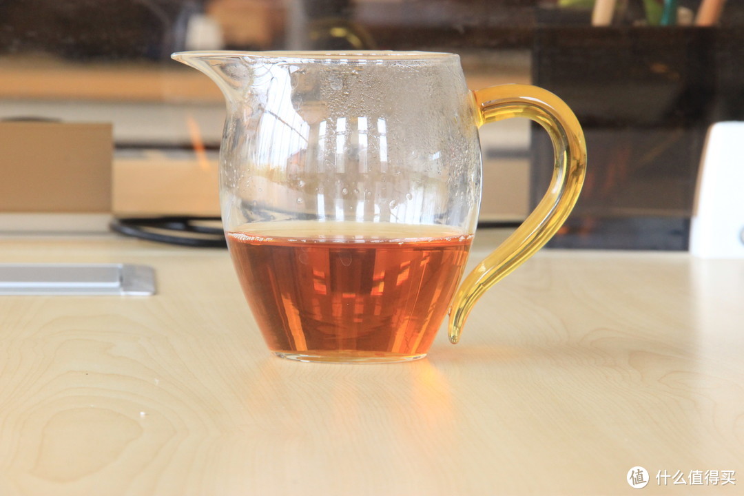 普通小种茶汤——公道杯