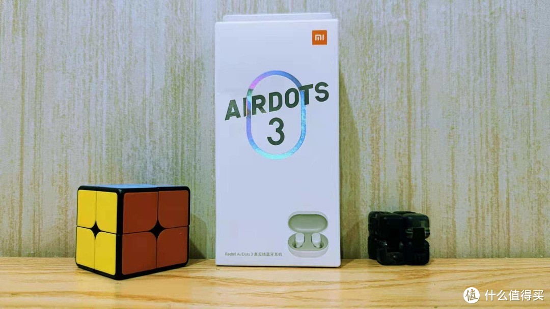 开盖弹窗，值得入手的Redmi AirDots3