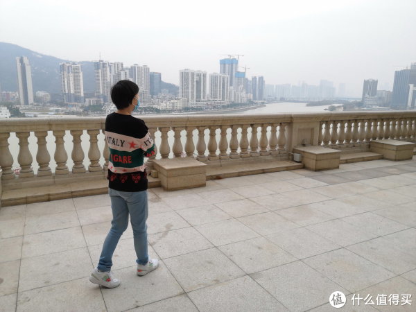 十六浦索菲特的露台，对面是珠海