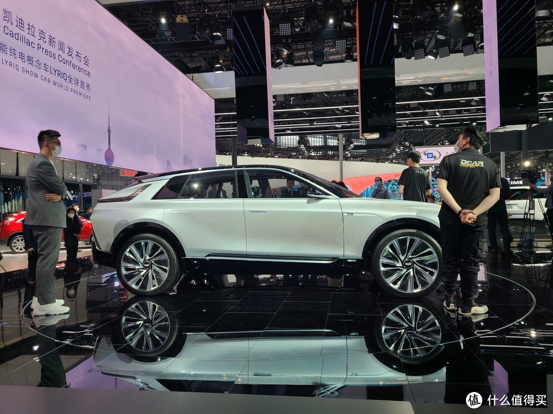 2021上海车展：酷就一个字，凯迪拉克纯电概念车LYRIQ亮相