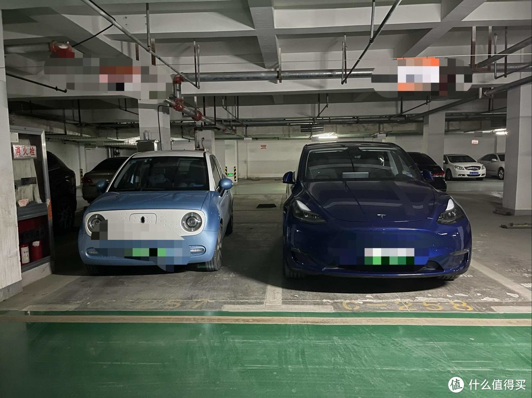 特斯拉Model Y/欧拉黑猫双车主，聊聊新能源的洗车经验