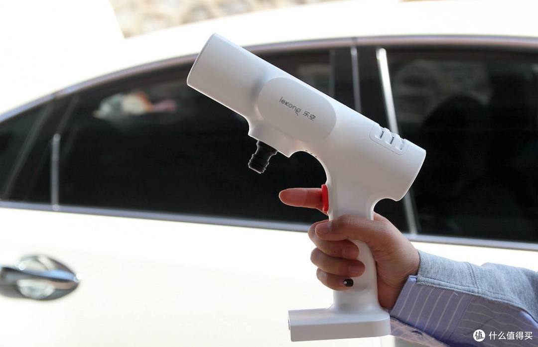 大冲力无线洗车机选哪款 测评乐空高压锂动力 一瓶水一辆车 车载洗车器 什么值得买