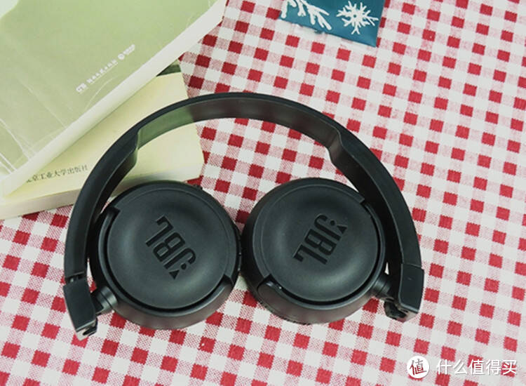 JBL T450耳机评测，随时享受非凡音乐时光