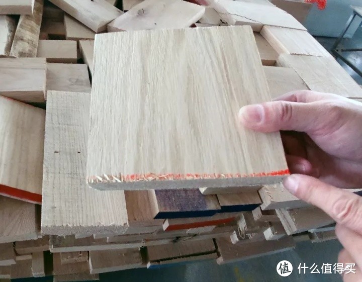 颠覆认知：实木家具不用胶？拼板到底有啥猫腻？橡木能不能做定制？直纹山纹哪个更好？弦切径切分析！