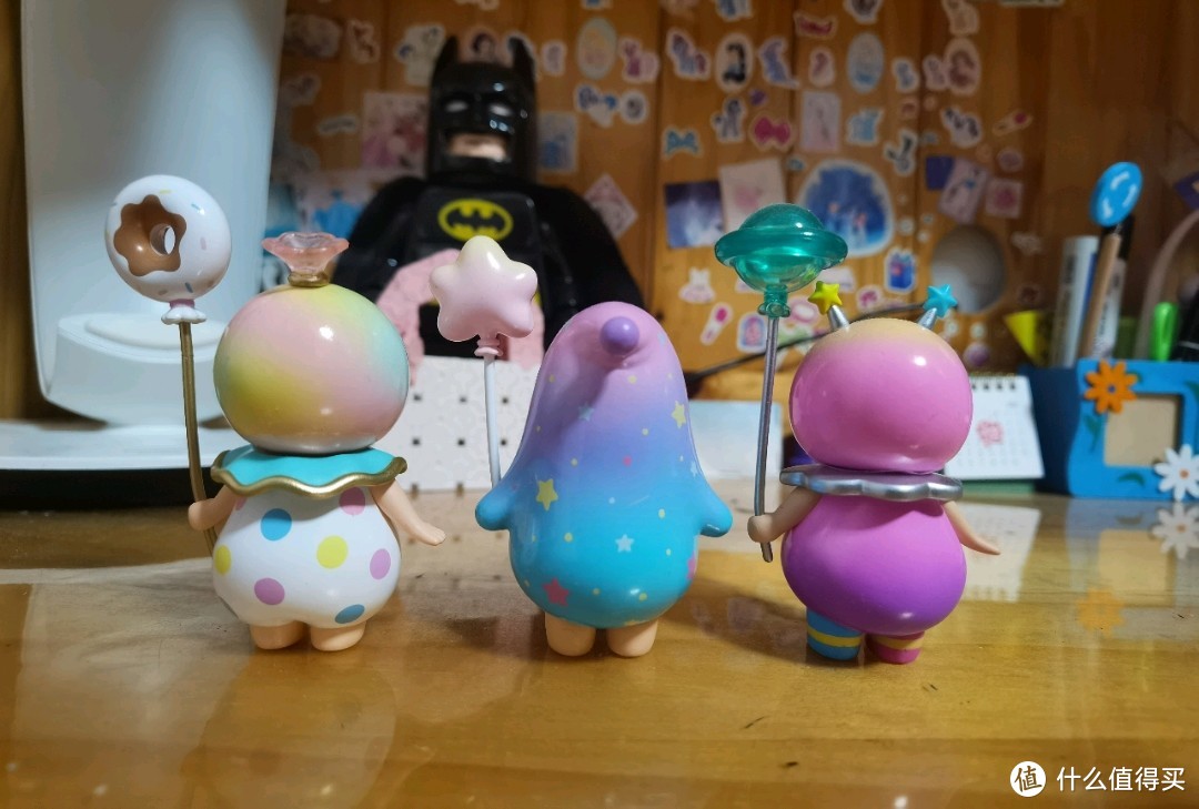 泡泡玛特毕奇精灵摆件：小粉星人+小气球+甜梦宝宝晒物