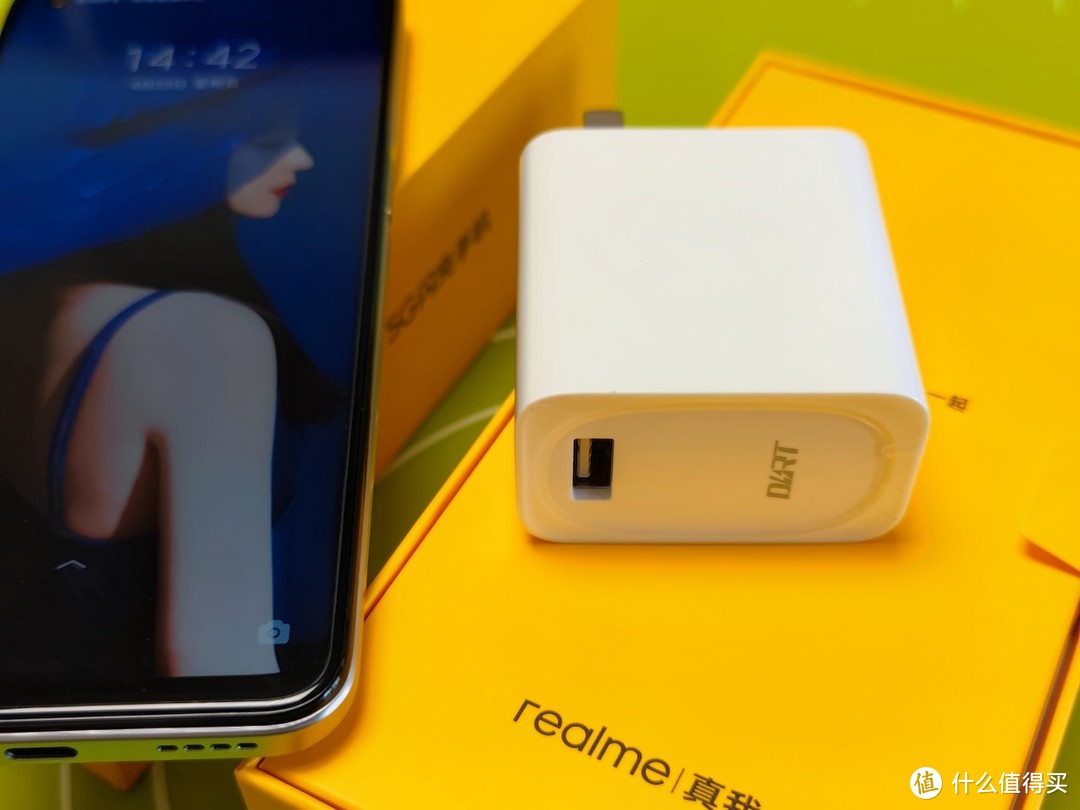 realme Q3上手，骁龙750G来到千元价，性价比再次“飞跃”！