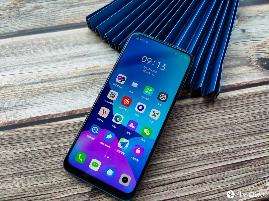 5G+FHD+高刷 真千元5G手机 realme Q3i 一周体验