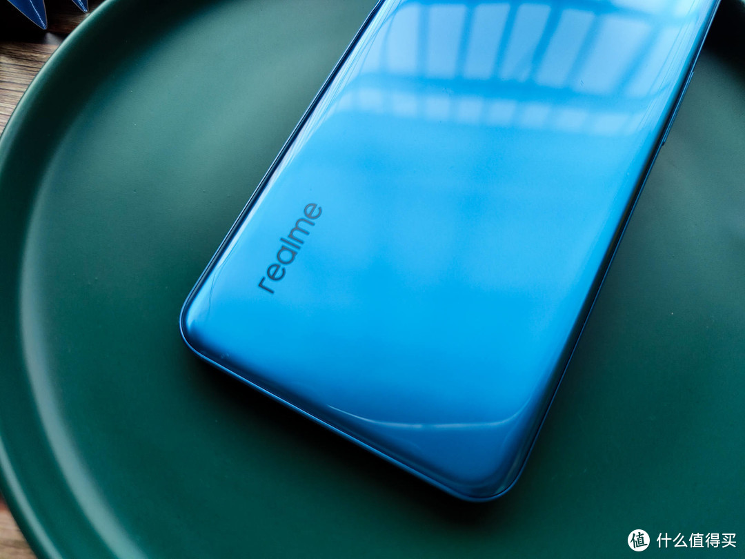 5G+FHD+高刷 真千元5G手机 realme Q3i 一周体验