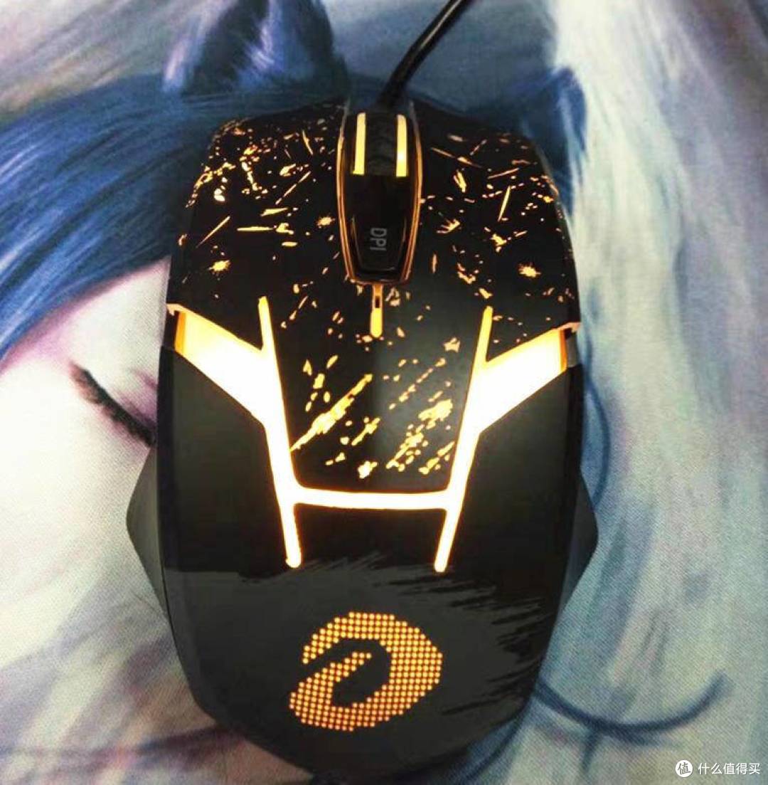 在游戏世界中自由驰骋达尔优em902游戏鼠标评测