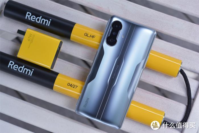 Redmi K40游戏版上手，颜值高+无短板，不当主力机太浪费了！