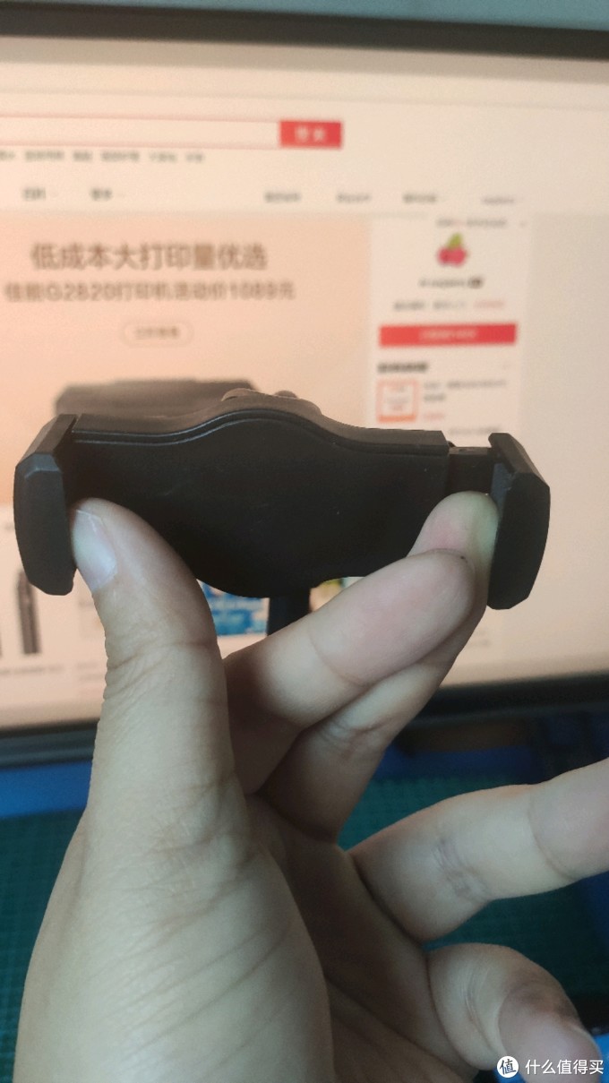 反撸?1元购买的手机直播支架无法使用?
