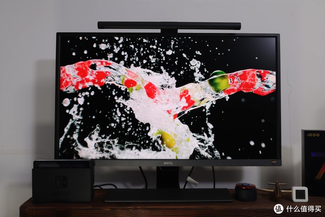 4K大屏帮你单调的生活增添些色彩，明基EW3270U显示器上手体验