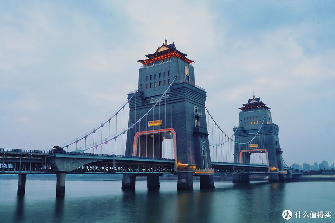 扬州万福大桥。