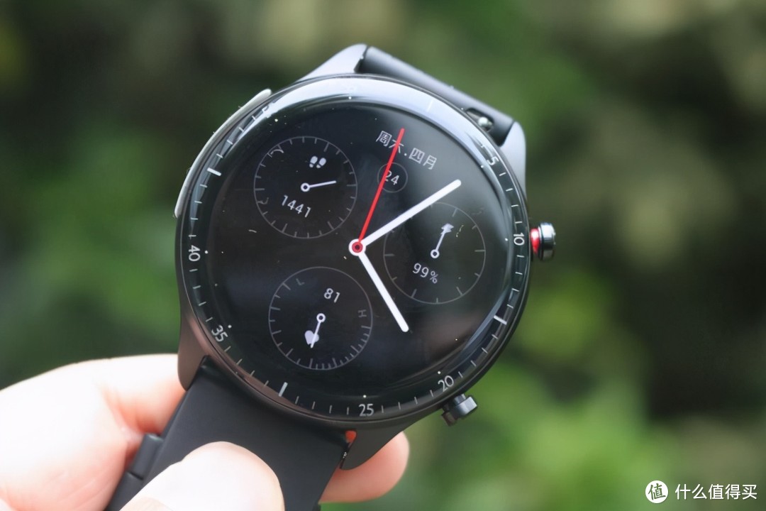 华米Amazfit GTR 2 eSIM体验：血氧检测+独立通话，健康效率双保障