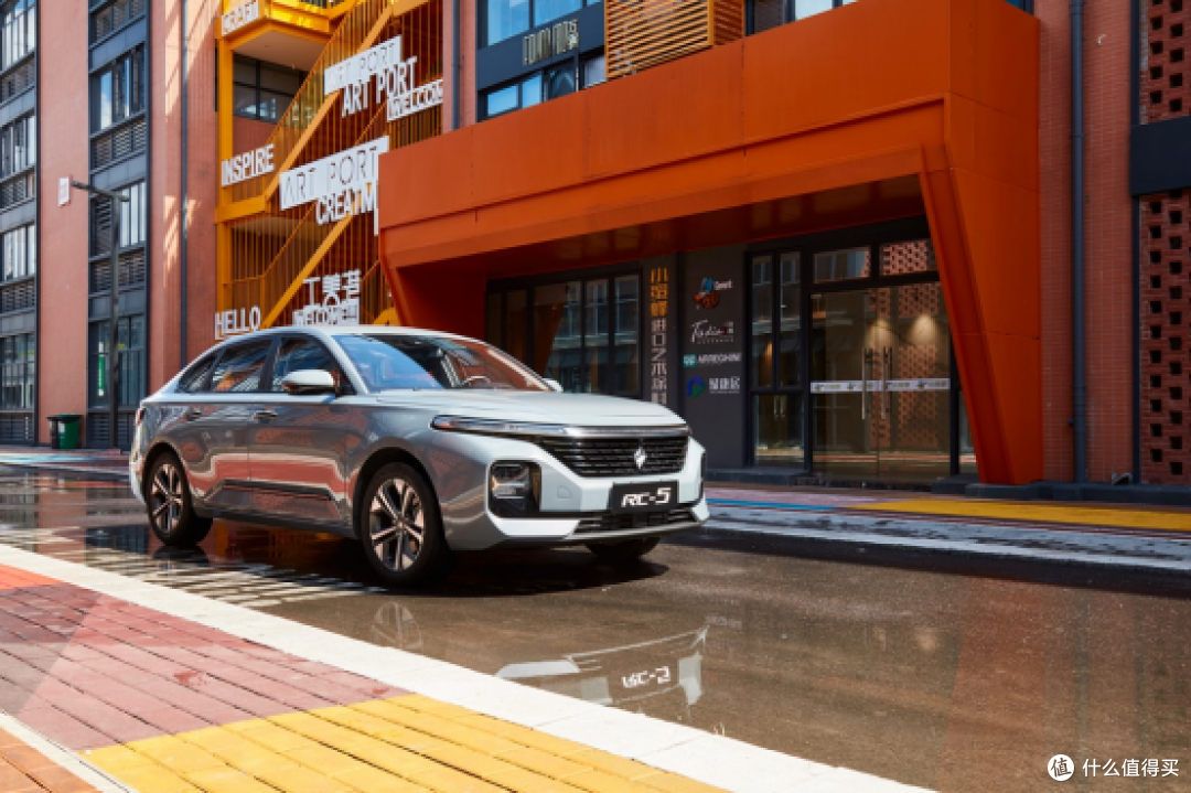 98万入手价的新宝骏rc-5怎么样,性能过关吗?_小型车_什么值得买