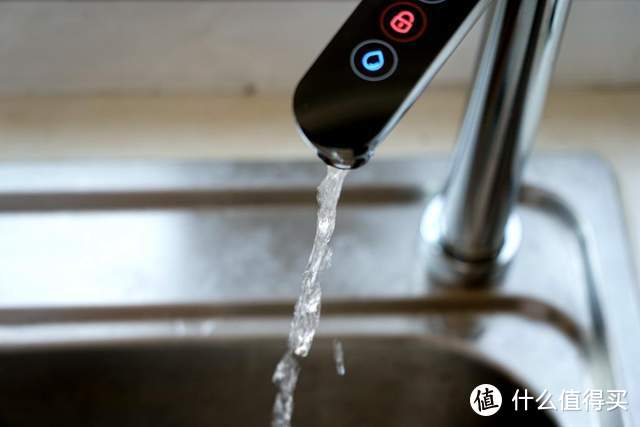 国民品牌九阳出黑科技净水器，冷热兼修的九阳净水机，了解下？