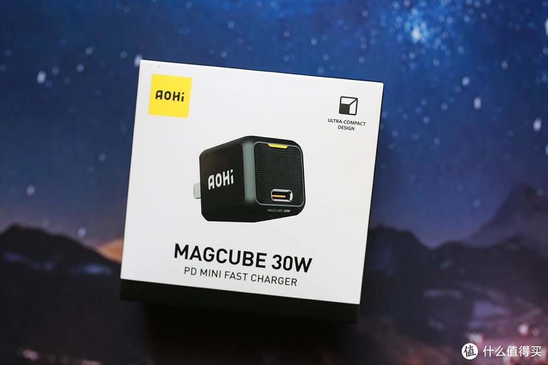 精致而快速，AOHI Magcube30w充电器全覆盖智能设备