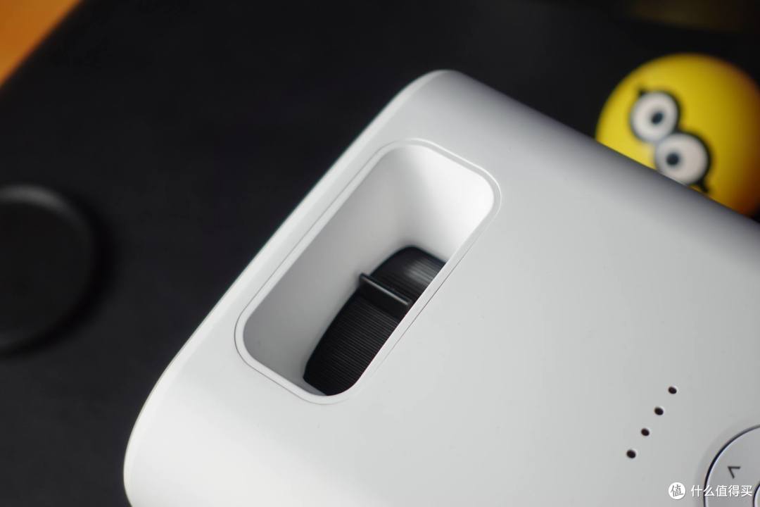 千元内的1080P投影仪体验，5000流明亮度，可播放4K画质