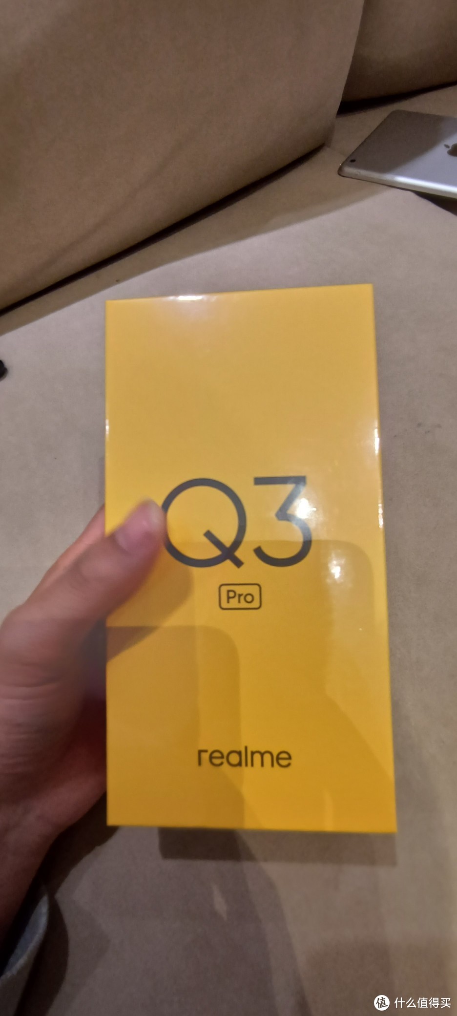 手持K30 对比 realme q3pro 开箱