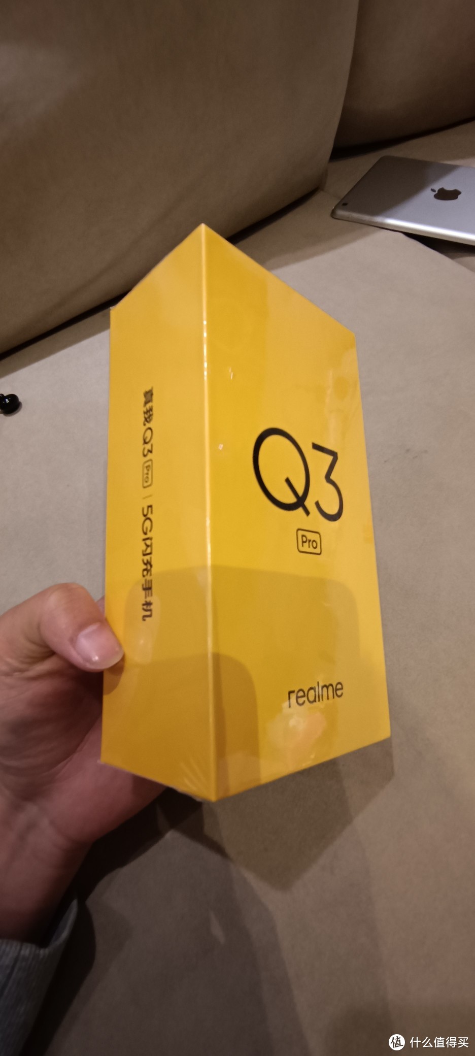 手持K30 对比 realme q3pro 开箱