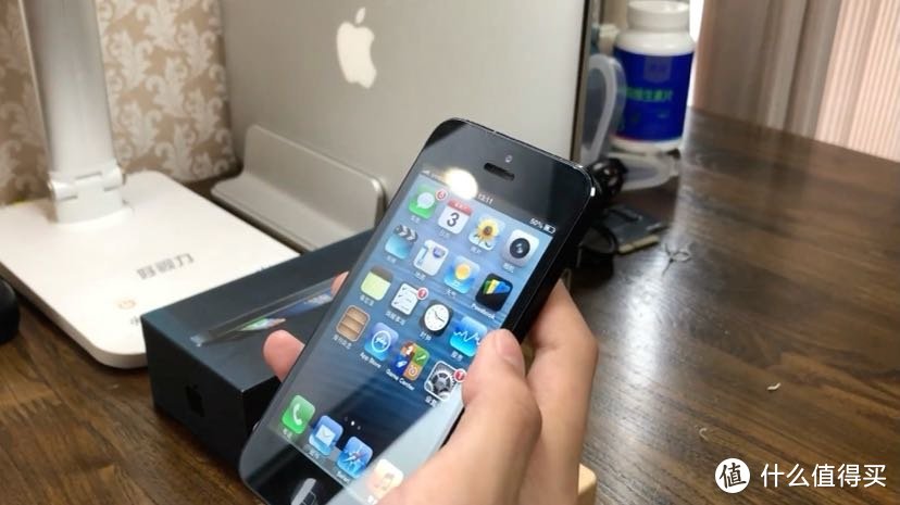 【测评】为什么iPhone5是我最喜欢的手机？绝对的ios6拟物化巅峰