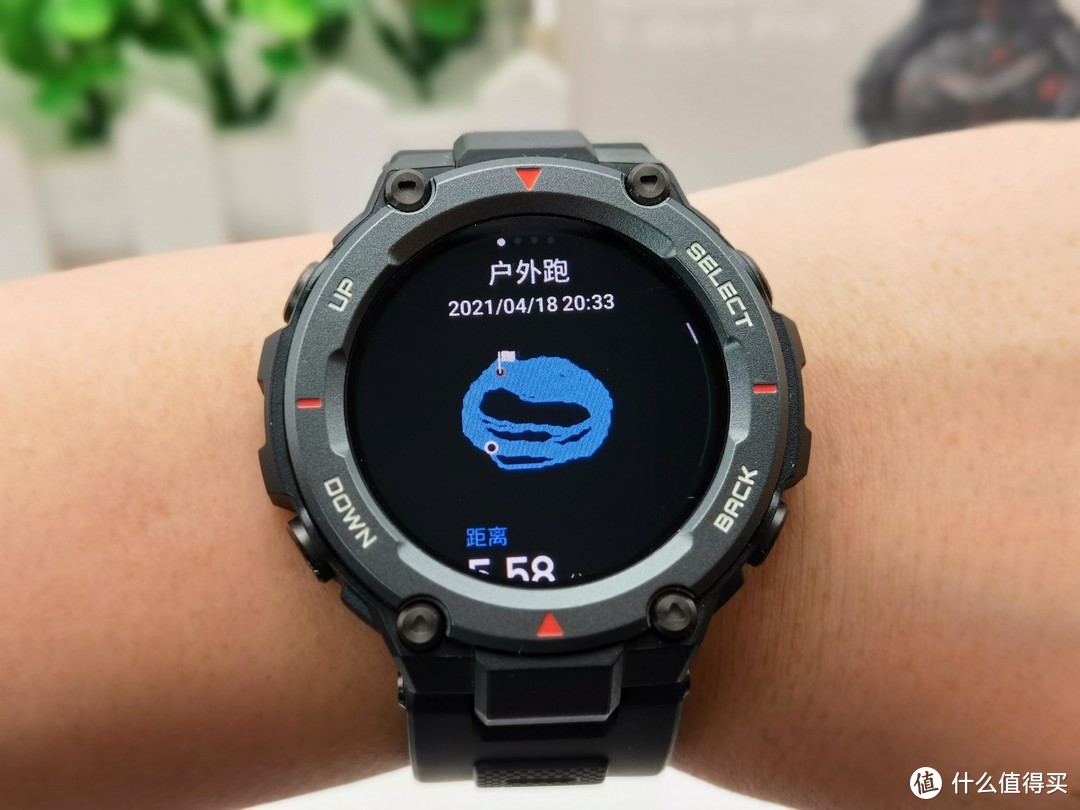 潮流外观、军工品质，华米Amazfit T-Rex Pro究竟带来了哪些惊喜？