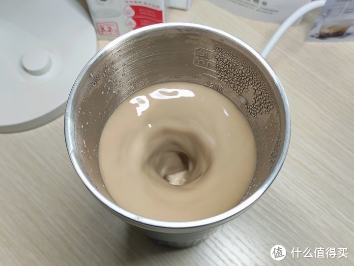 拥有圈厨奶茶机 健康奶茶自己做 奶醇茶香还丝滑